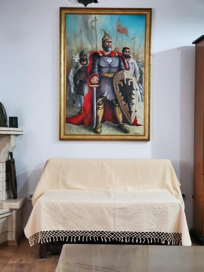 Unique Traditional House, Hosted By J&G Tirana Kültér fotó