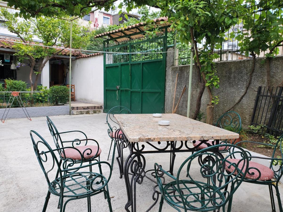 Unique Traditional House, Hosted By J&G Tirana Kültér fotó