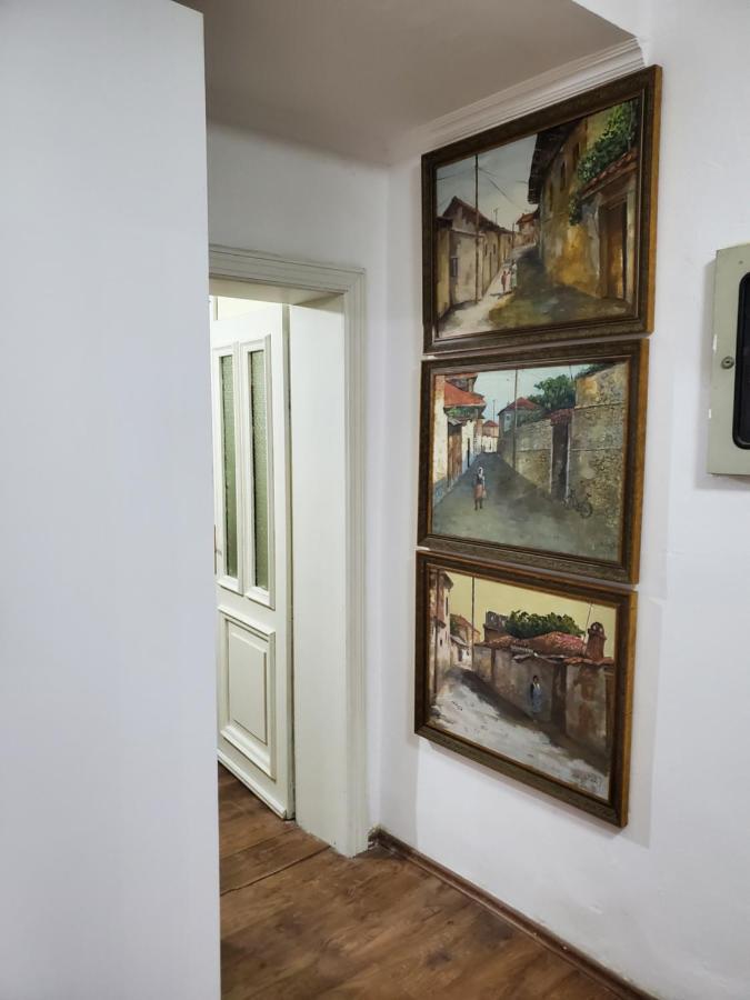 Unique Traditional House, Hosted By J&G Tirana Kültér fotó