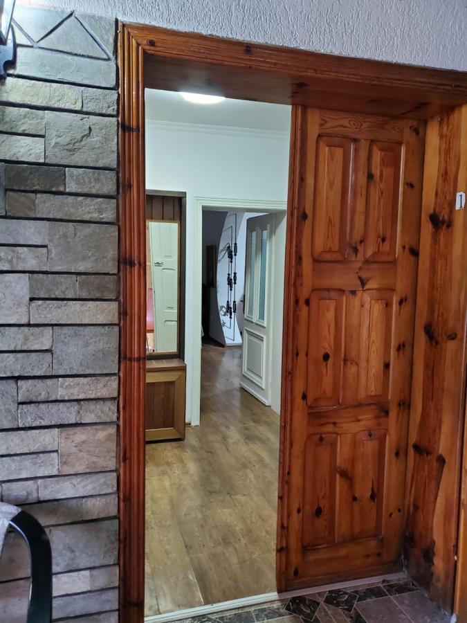 Unique Traditional House, Hosted By J&G Tirana Kültér fotó