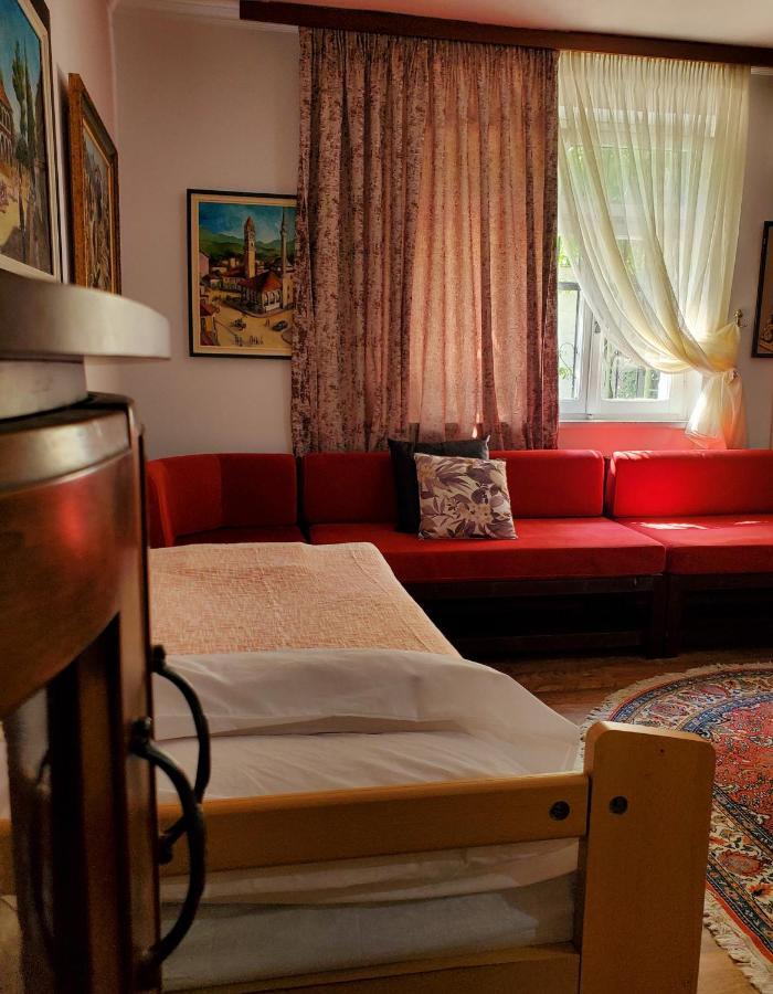 Unique Traditional House, Hosted By J&G Tirana Kültér fotó