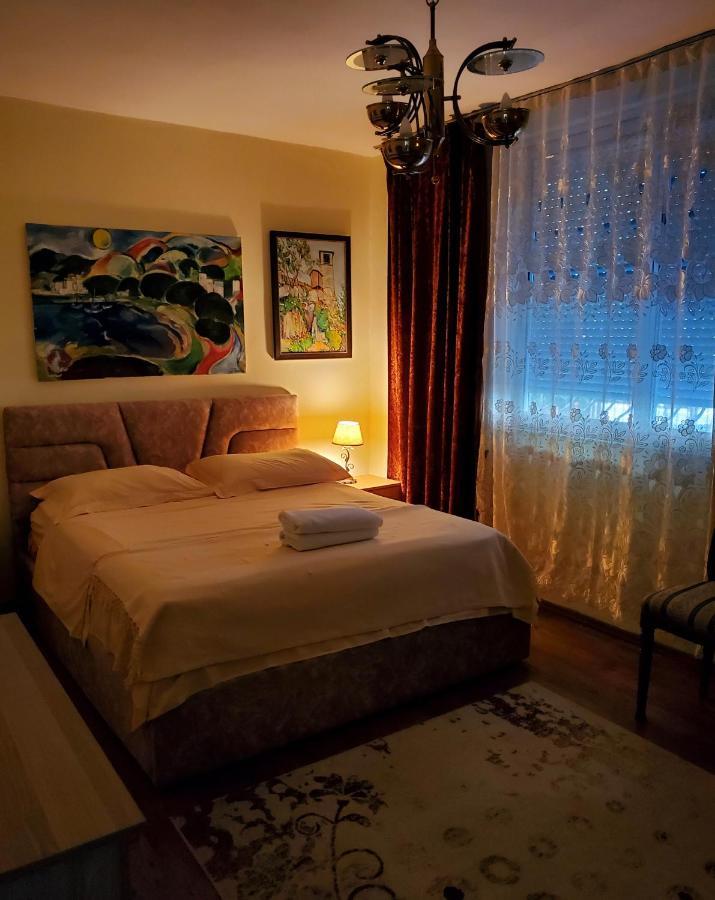 Unique Traditional House, Hosted By J&G Tirana Kültér fotó